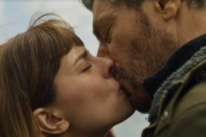 Blanca e Michele Liguori si baciano