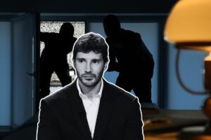 Stefano De Martino e ladri in casa